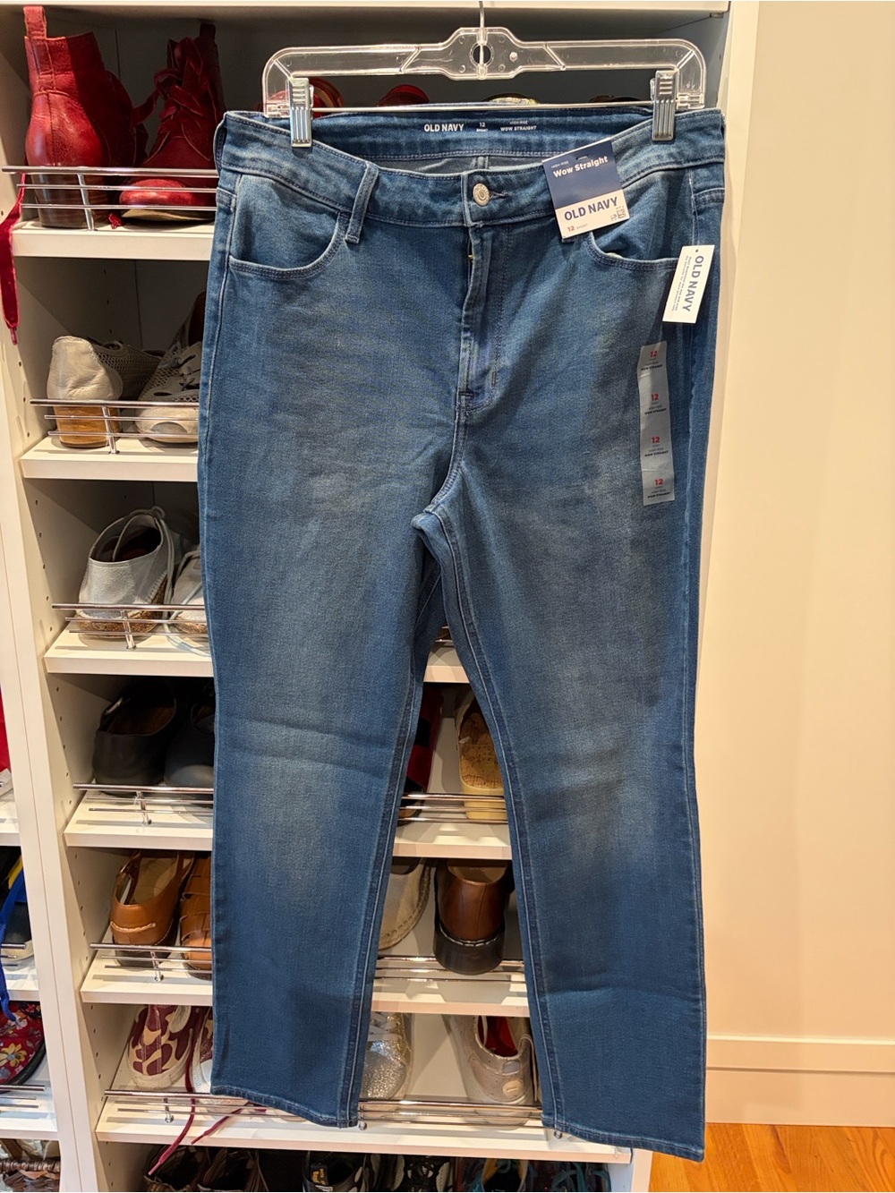 Old Navy Straight Leg Jeans in Medium Blue Wash